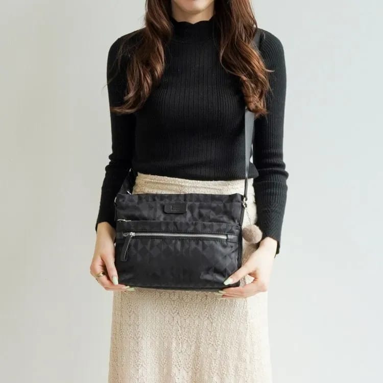 Kanana Project Monogram 3rd Shoulder Bag 3